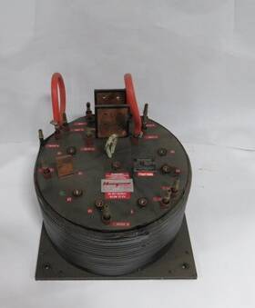 Hunterdon Bon-1075-3 Transformer 400kva Inch 620v 1-3.khz. Out. 60-110v Used
