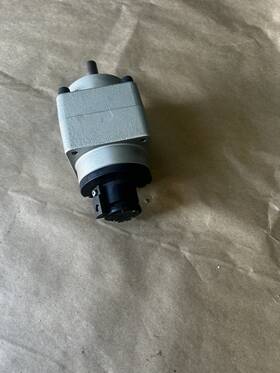Smc Cdrb50-270 / Pneumatic Rotary Actuator 1.0mpa 145psi